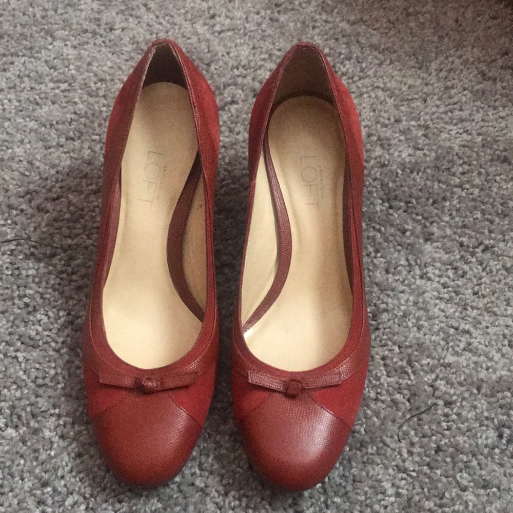 Ann Tyaylor heels